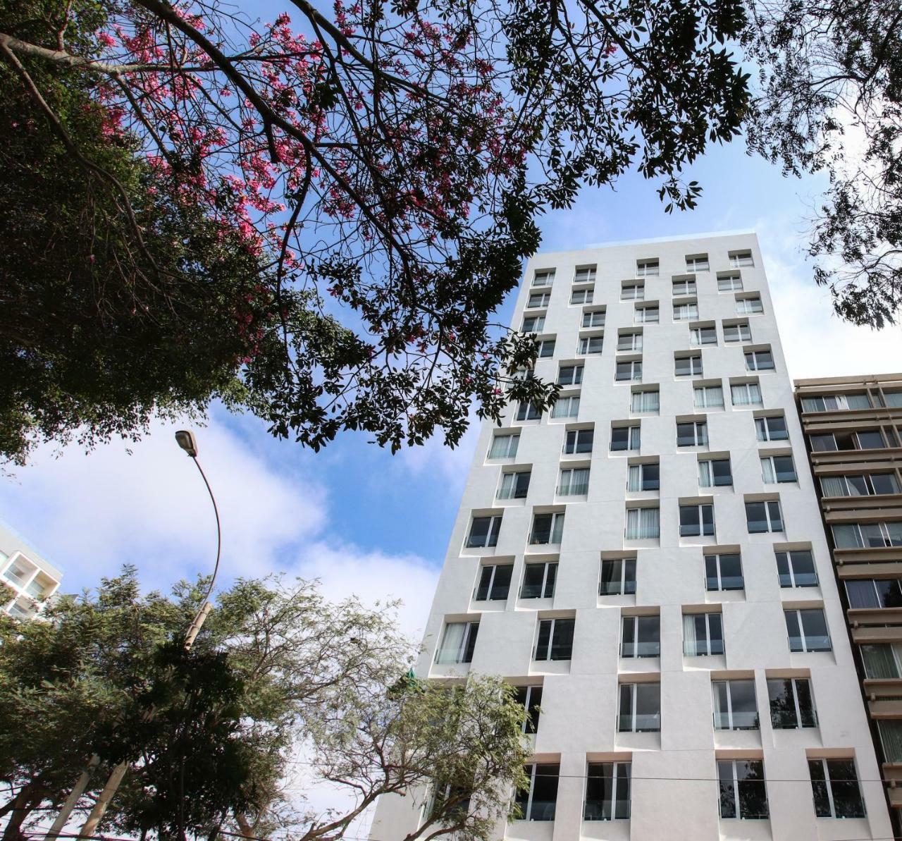 Dazzler By Wyndham Lima San Isidro Hotel Exterior photo